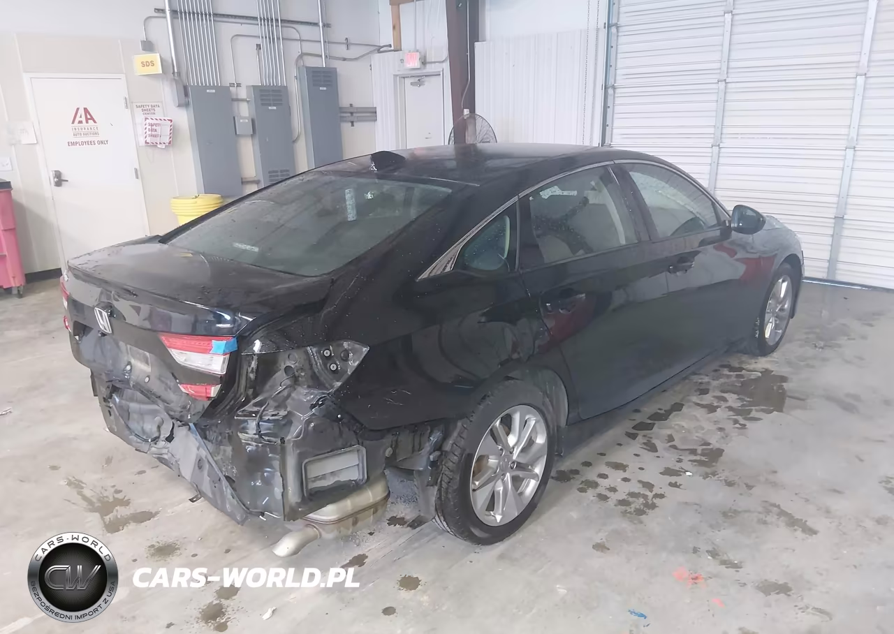 2018 Honda Accord Lx VIN:1HGCV1F1XJA161344 - 4