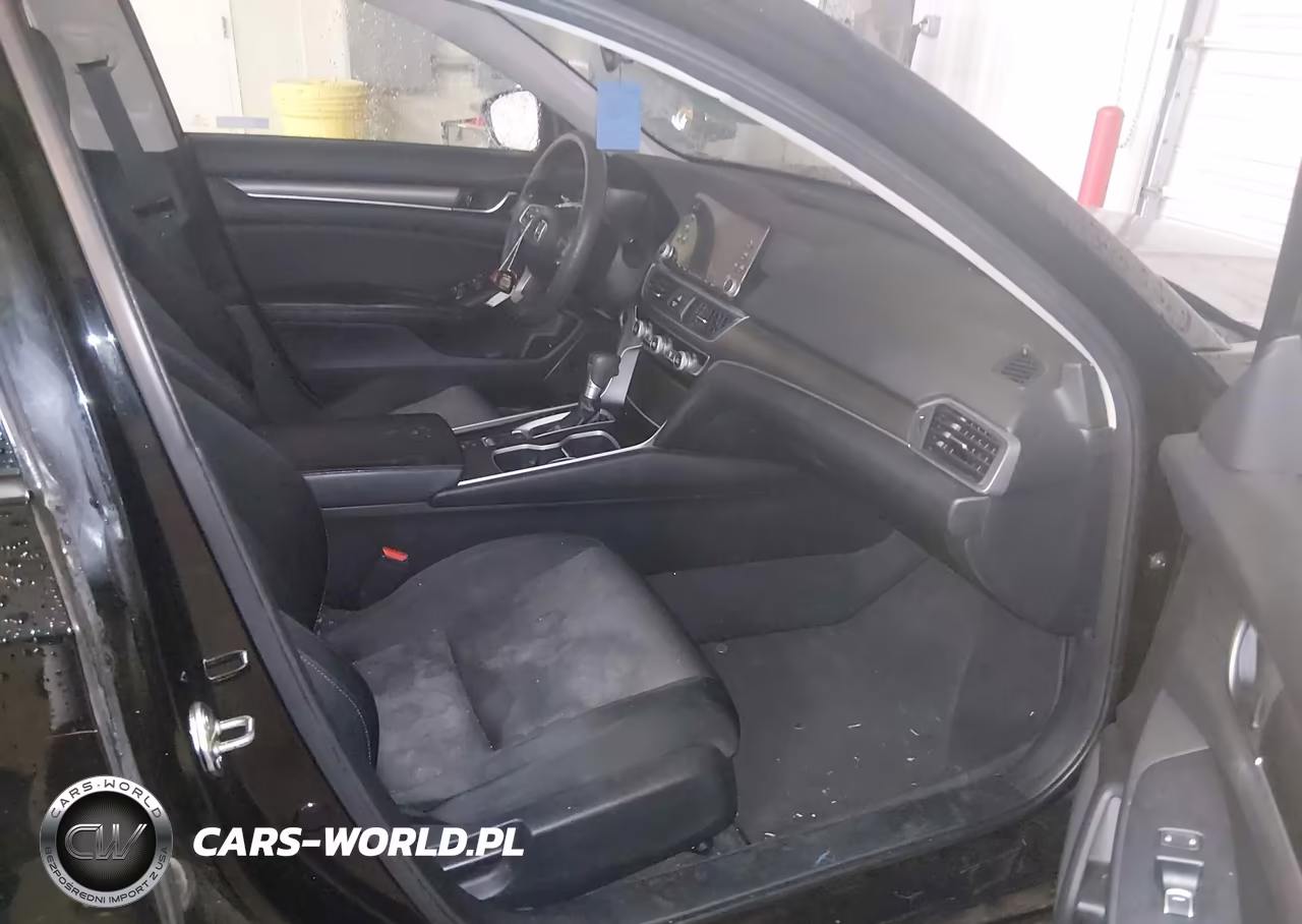 2018 Honda Accord Lx VIN:1HGCV1F1XJA161344 - 5