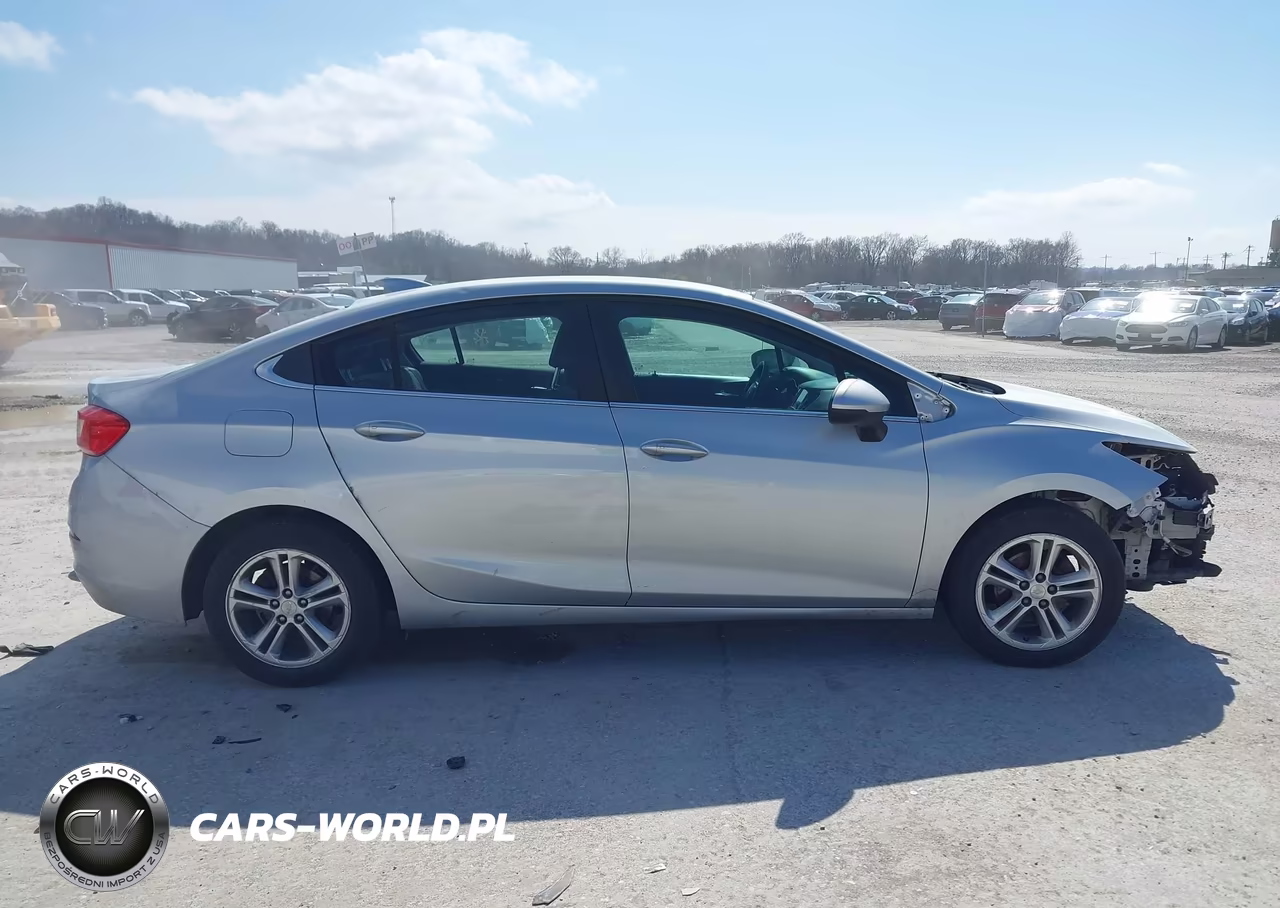 2017 Chevrolet Cruze Lt Auto VIN:1G1BE5SM8H7108837 - 14