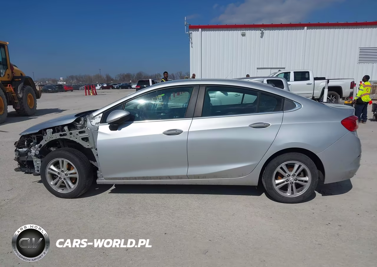 2017 Chevrolet Cruze Lt Auto VIN:1G1BE5SM8H7108837 - 15