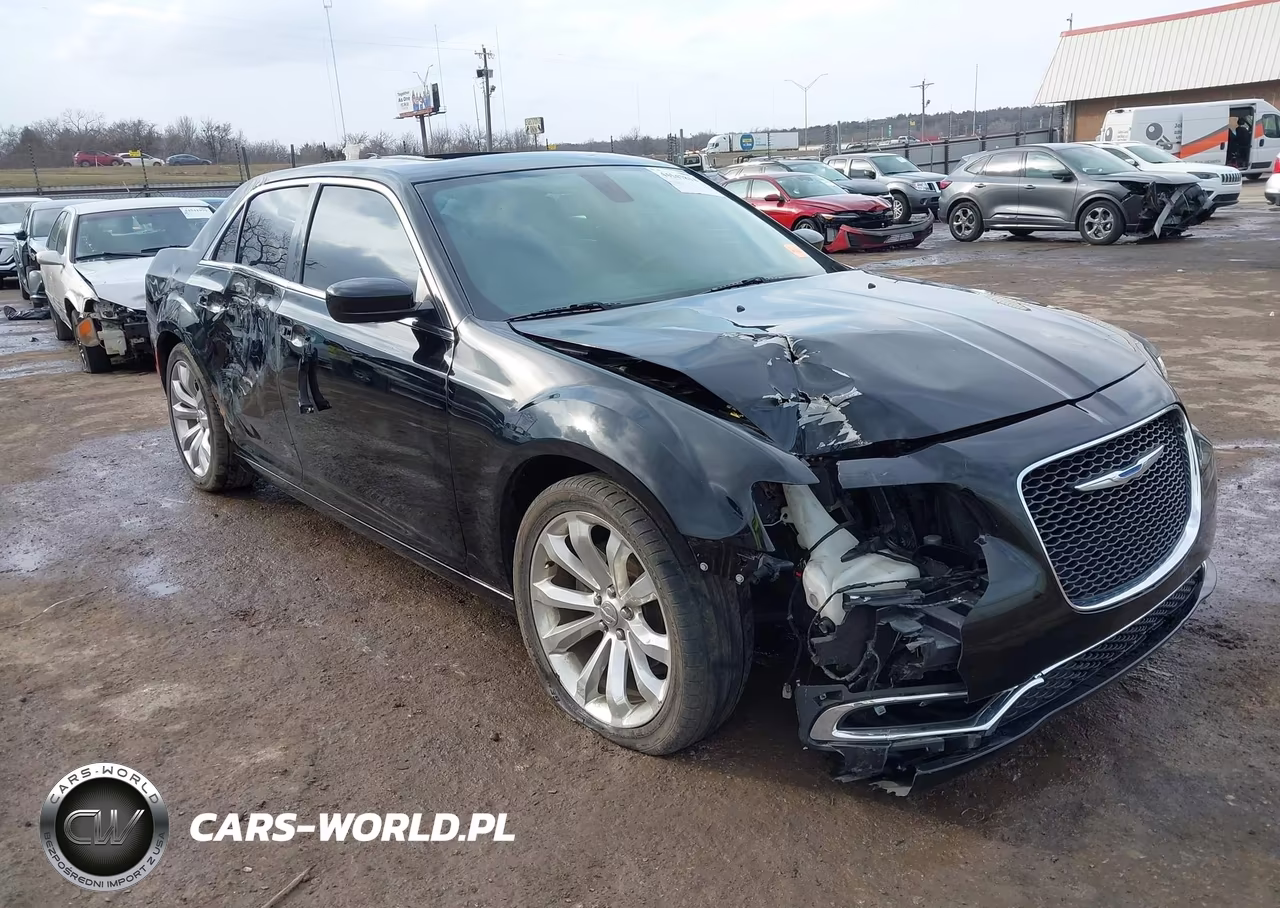 2018 Chrysler 300 Touring L