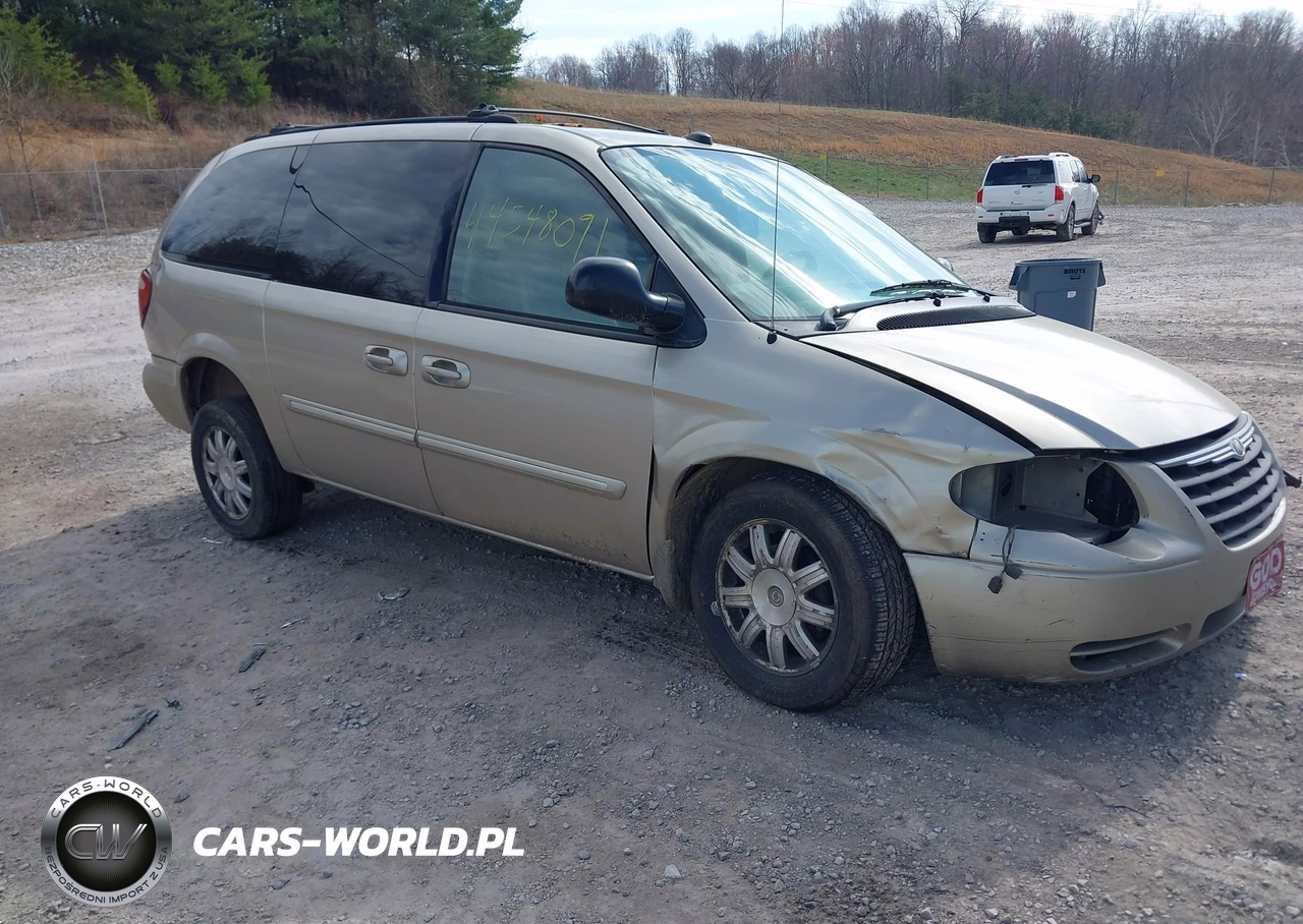 2005 Chrysler Town And Country