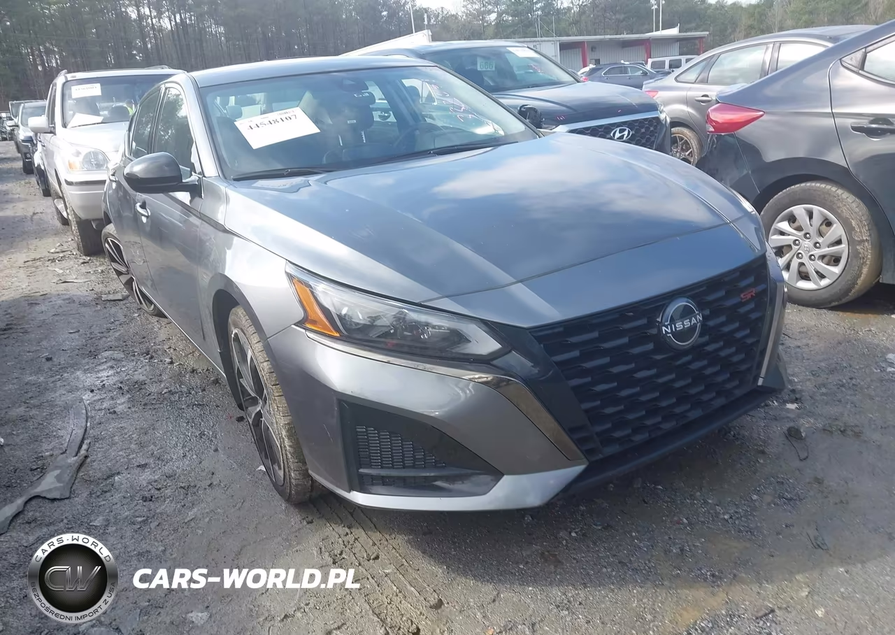 2023 Nissan Altima Sr Fwd