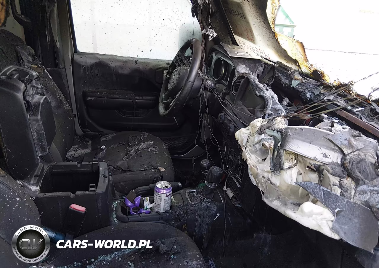 2021 Jeep Wrangler Unlimited Sport S 4X4 VIN:1C4HJXDM2MW665264 - 12