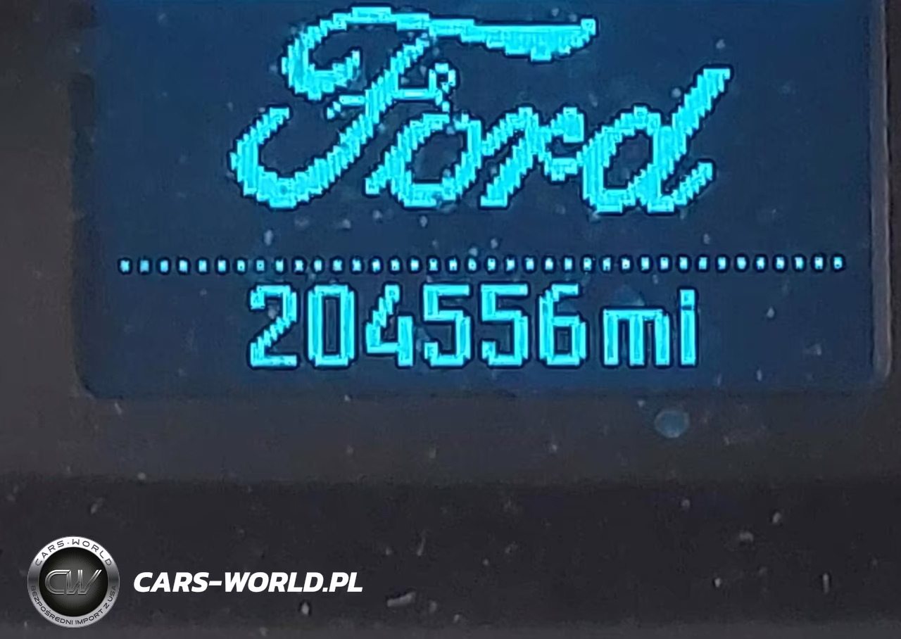 2017 Ford Transit-150 VIN:1FTYE2YM6HKB49598 - 15
