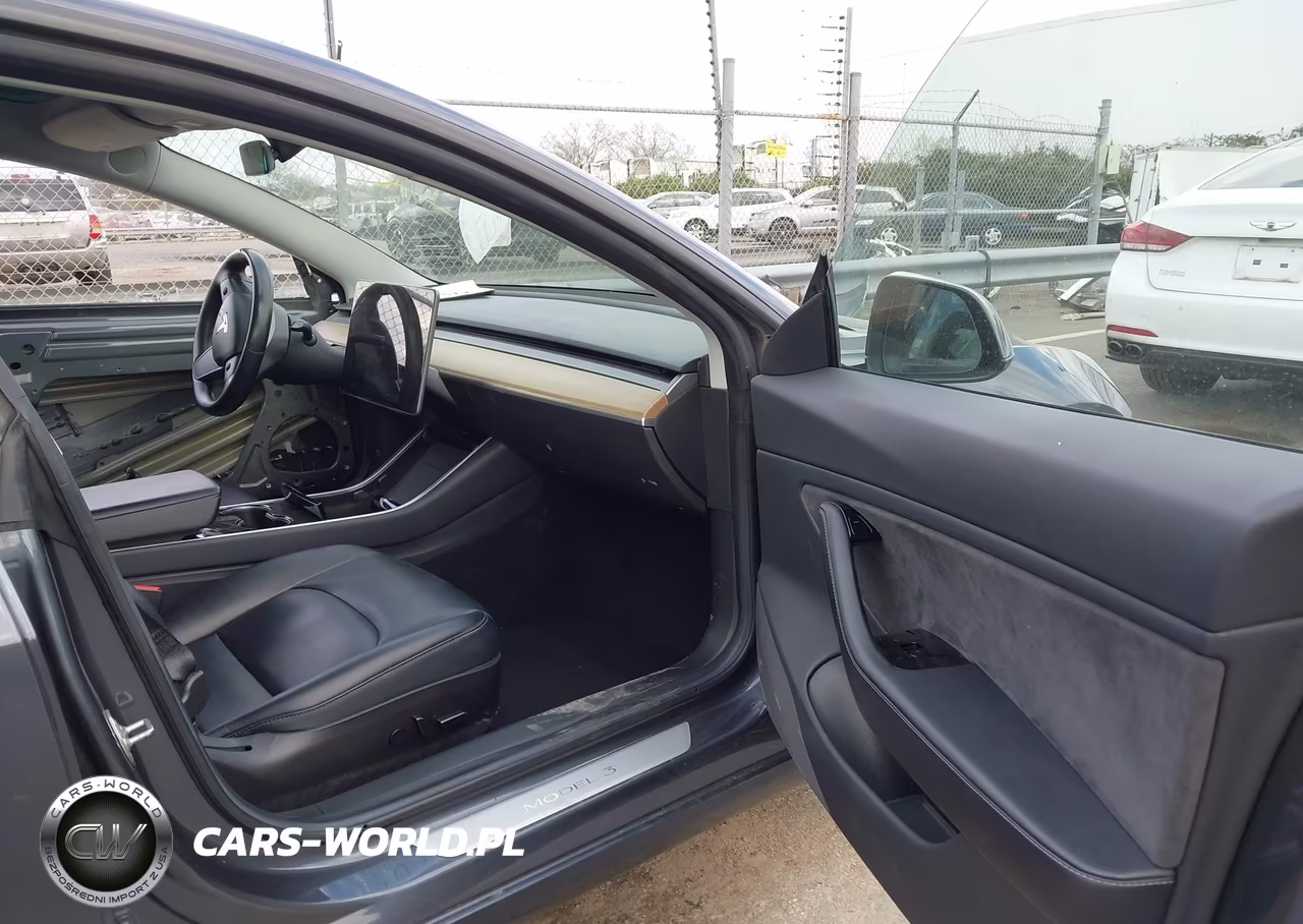 2018 Tesla Model 3 Long Range-Mid Range VIN:5YJ3E1EA2JF013390 - 5