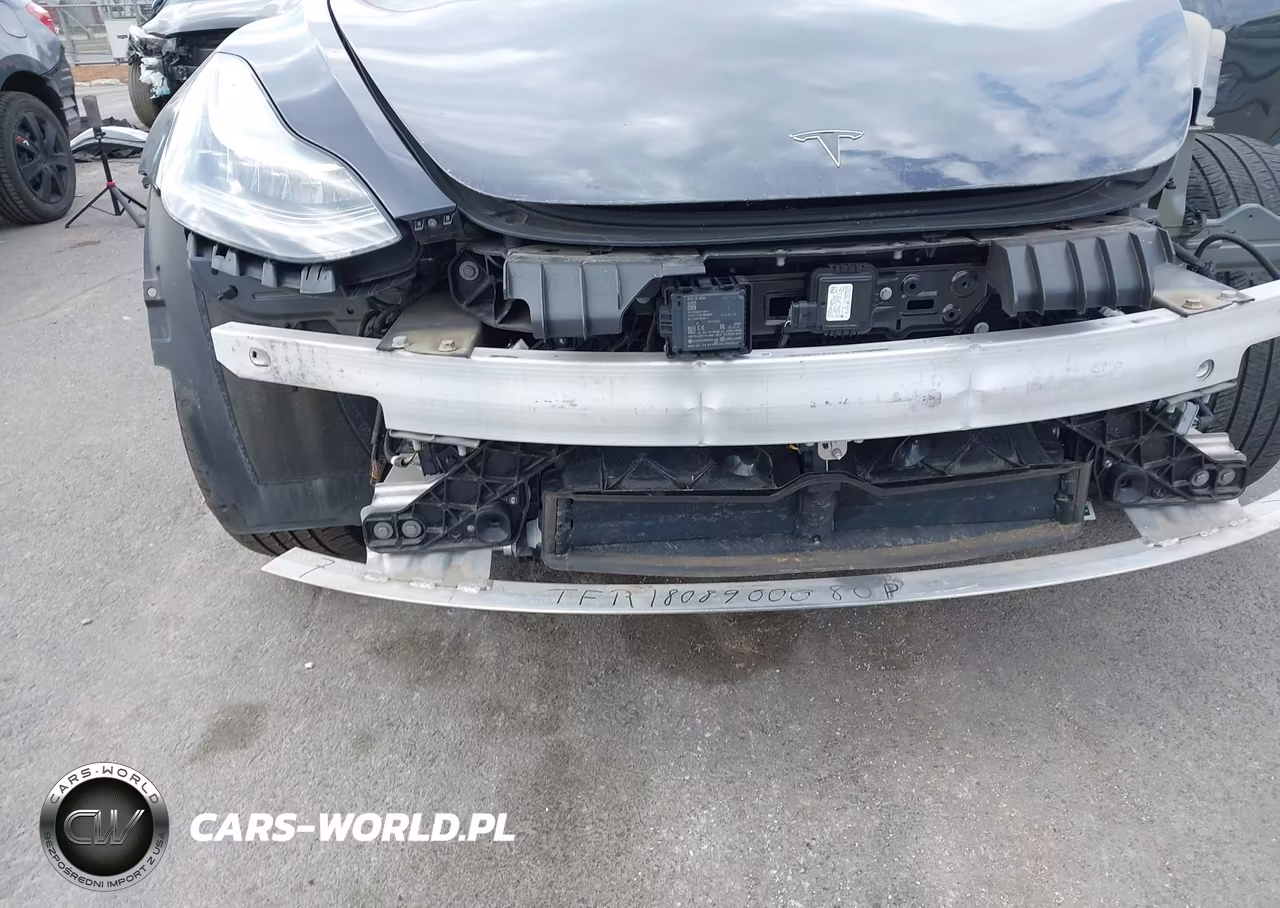 2018 Tesla Model 3 Long Range-Mid Range VIN:5YJ3E1EA2JF013390 - 6