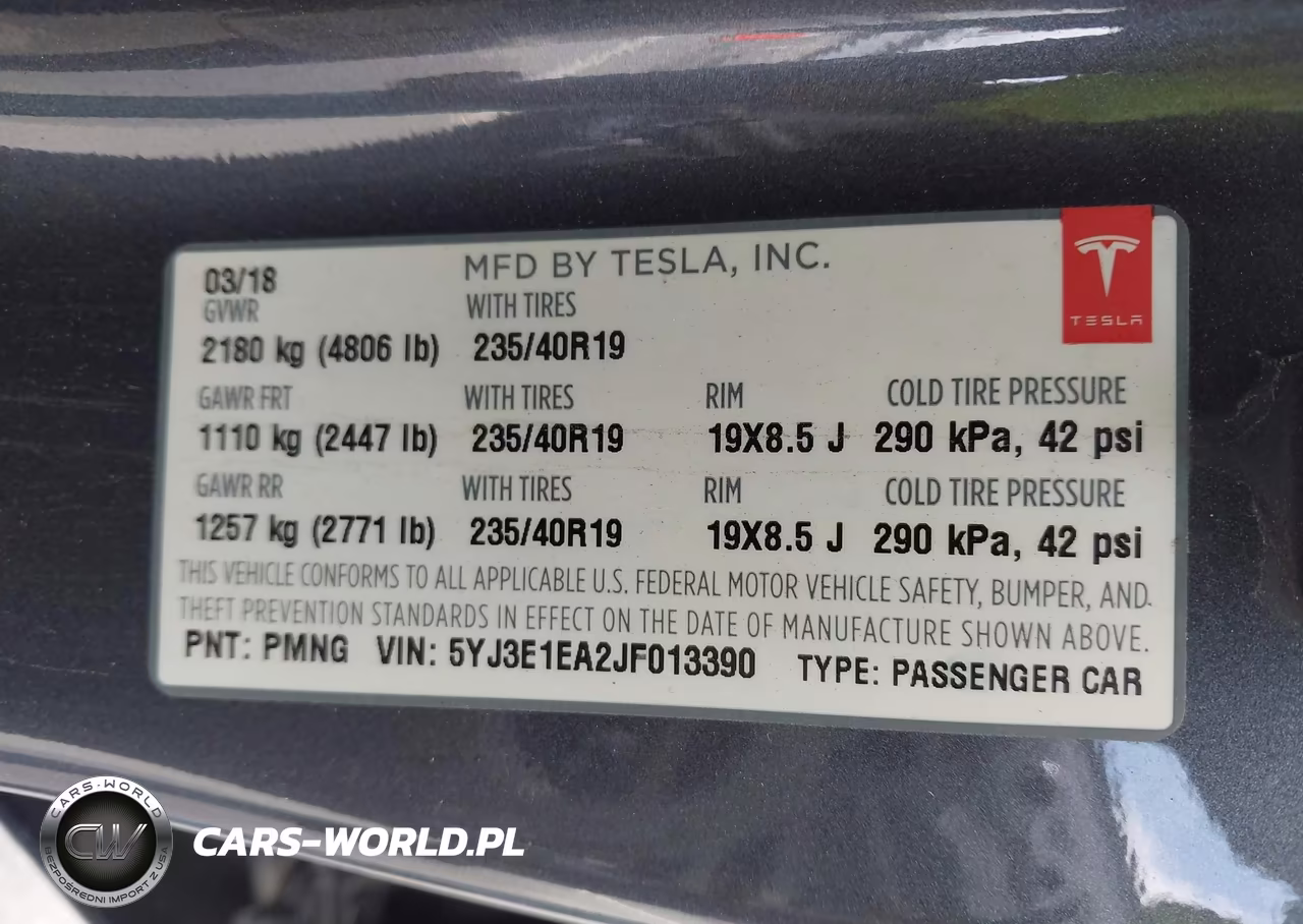 2018 Tesla Model 3 Long Range-Mid Range VIN:5YJ3E1EA2JF013390 - 9