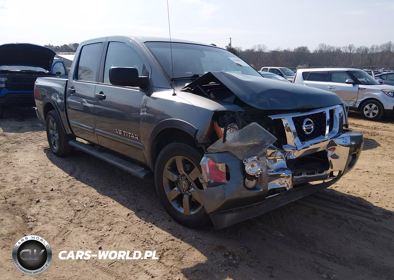2015 Nissan Titan Sv