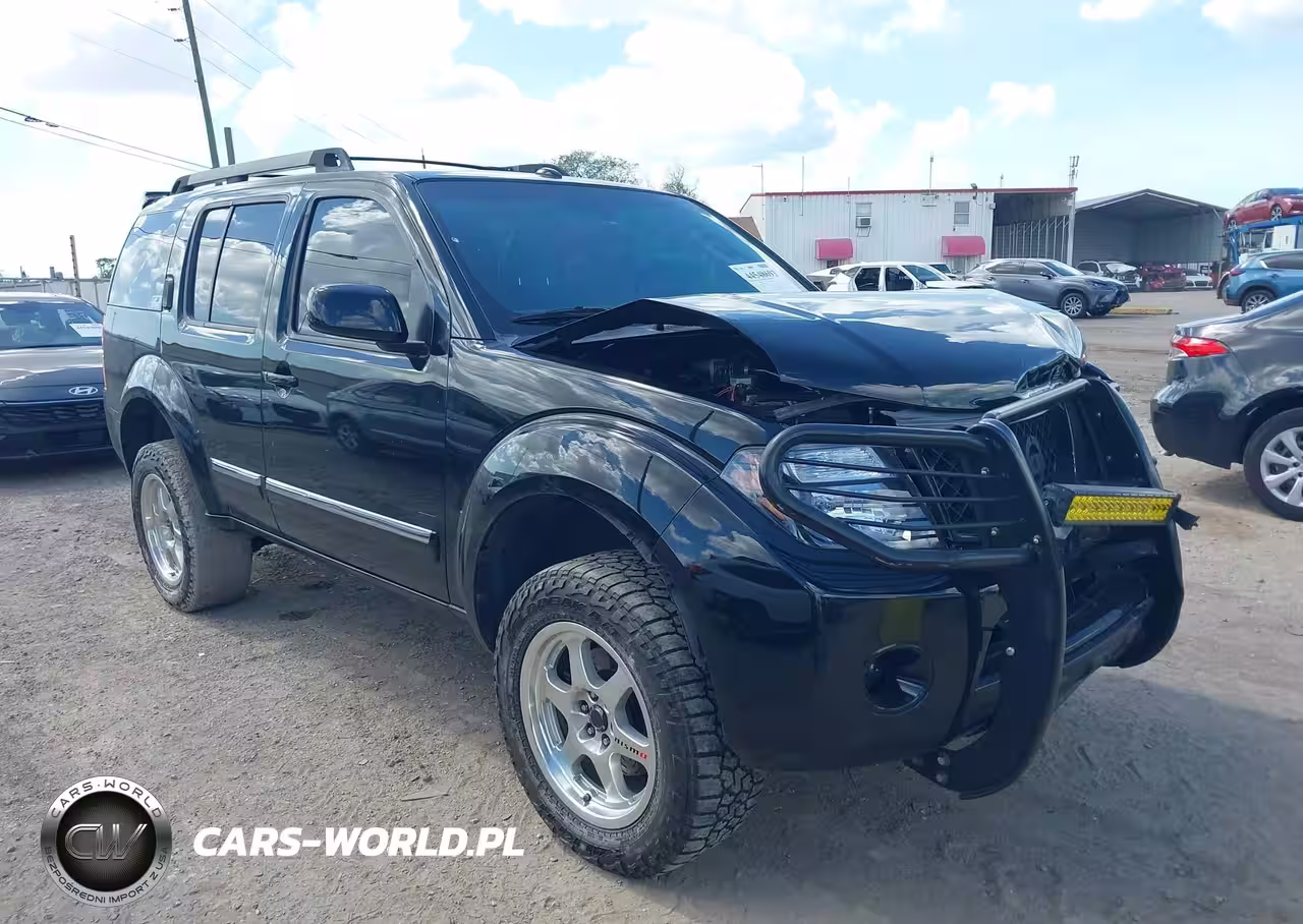 2012 Nissan Pathfinder Le