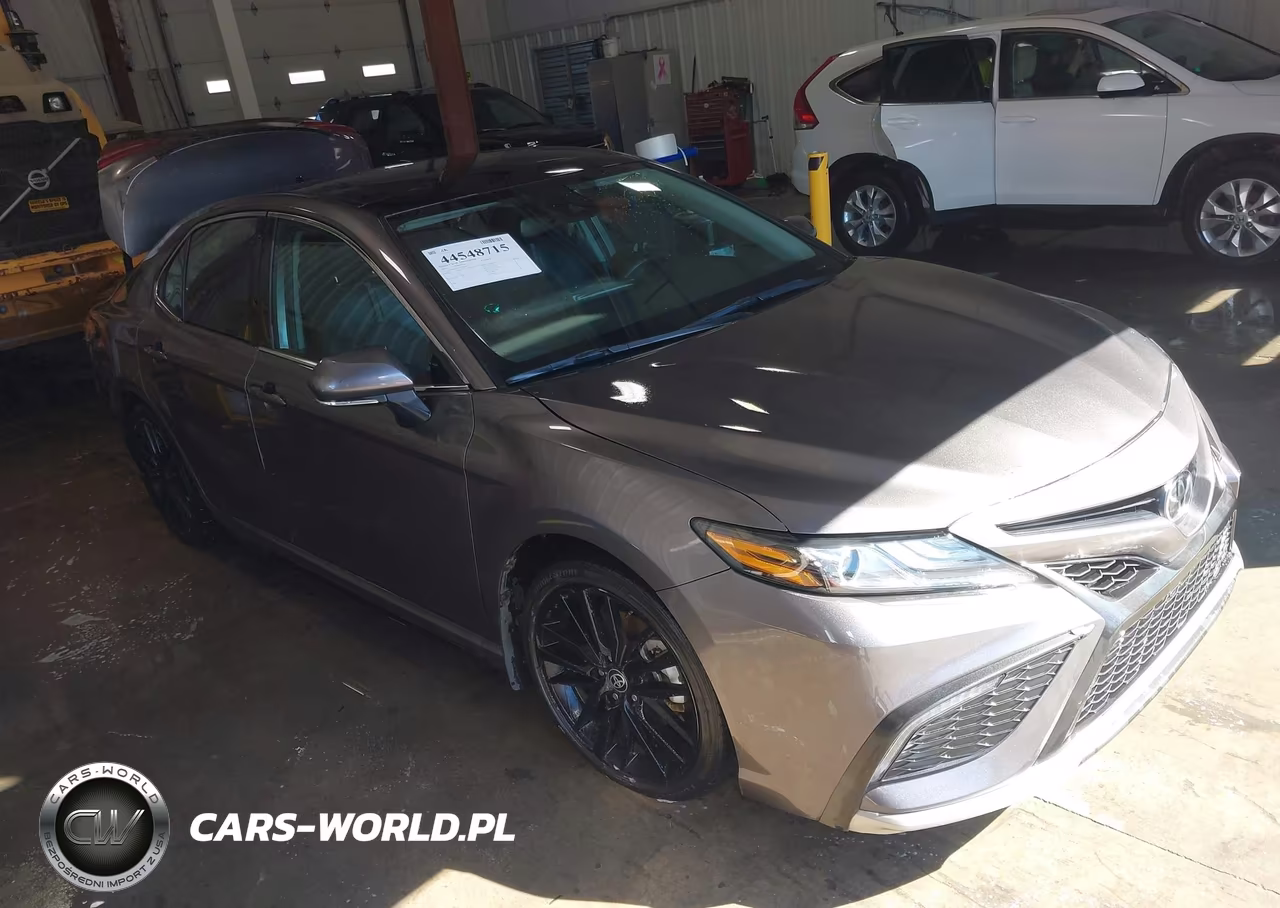 2023 Toyota Camry Xse – zdjęcie 1 z 17