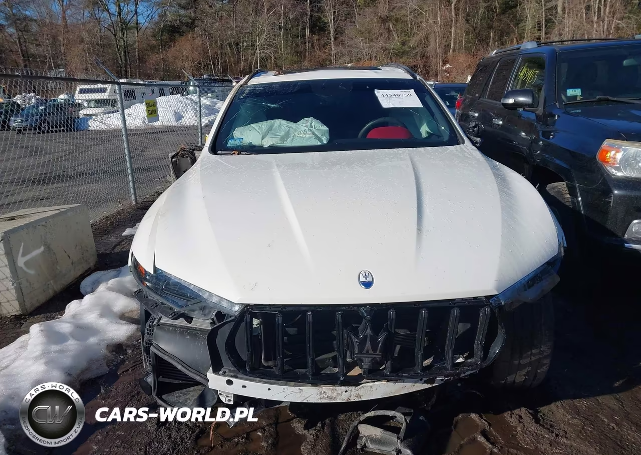 2022 Maserati Levante Modena VIN:ZN661YUM1NX393457 - 11