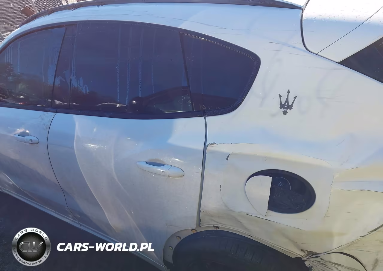2022 Maserati Levante Modena VIN:ZN661YUM1NX393457 - 13