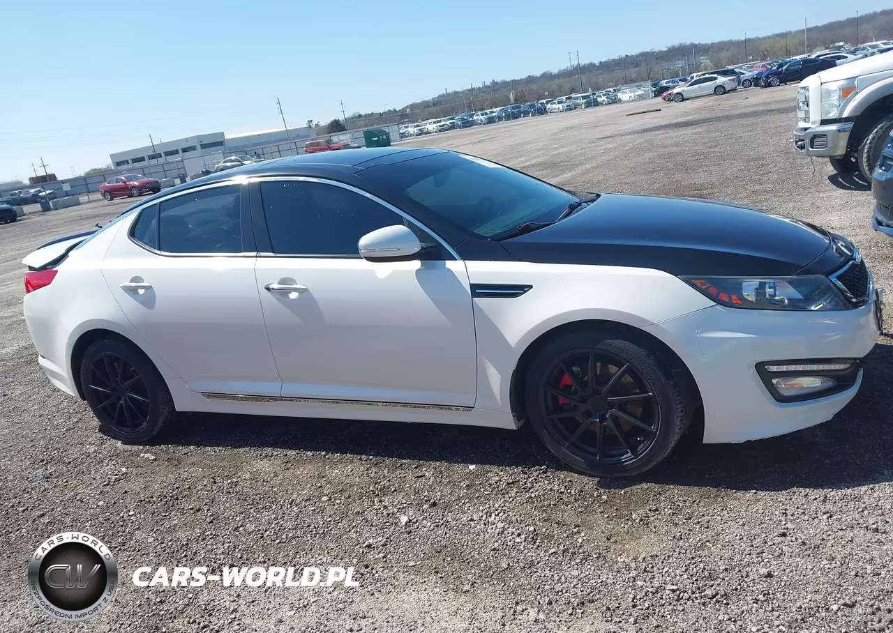 2013 Kia Optima Sx VIN:5XXGR4A63DG129899 - 13