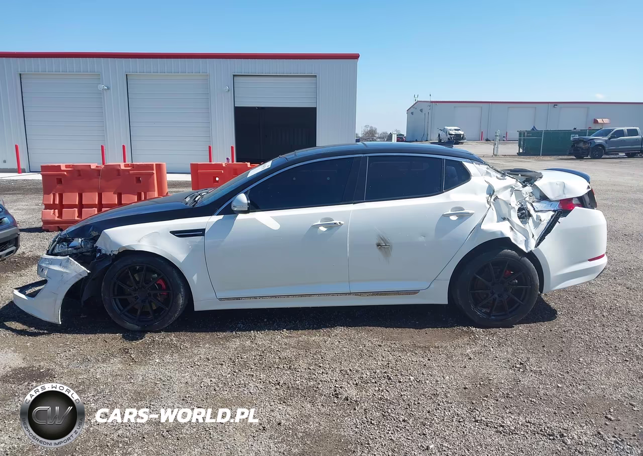 2013 Kia Optima Sx VIN:5XXGR4A63DG129899 - 14