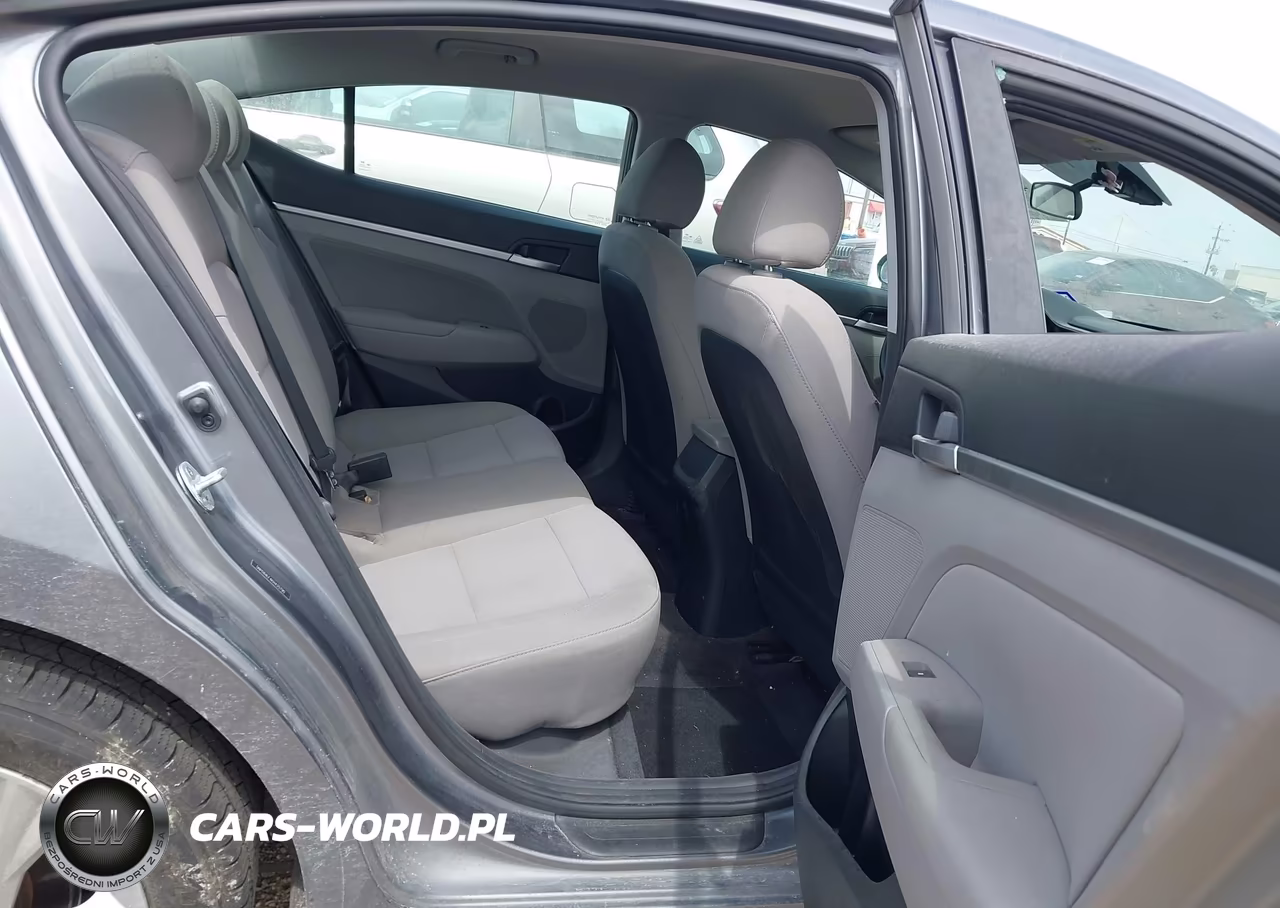 2019 Hyundai Elantra Sel VIN:5NPD84LF4KH435790 - 8
