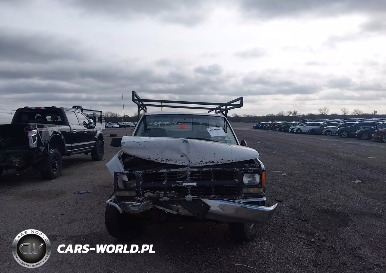 2000 Chevrolet C2500 Chassis VIN:1GBGC24R4YR228069 - 11