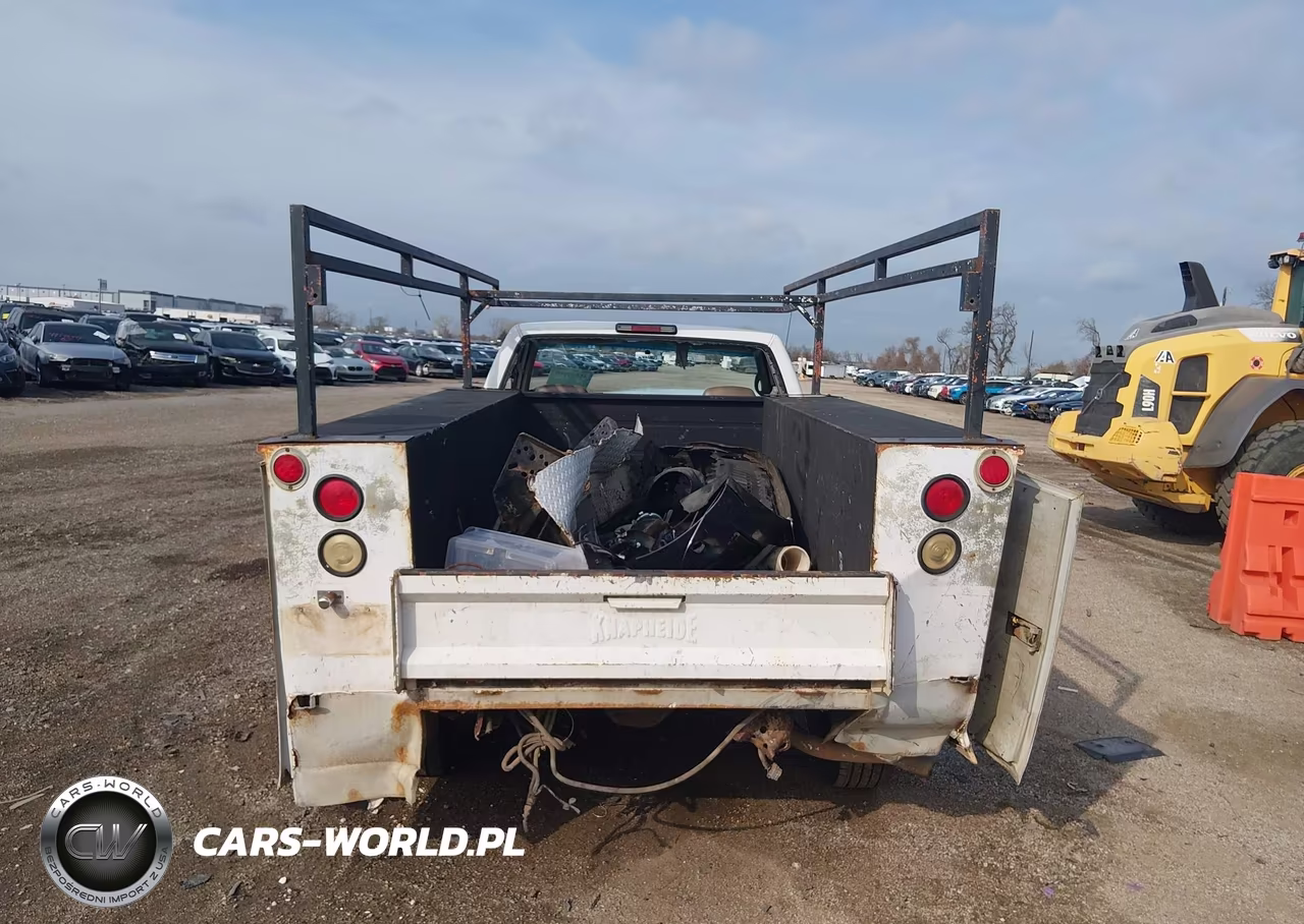 2000 Chevrolet C2500 Chassis VIN:1GBGC24R4YR228069 - 15