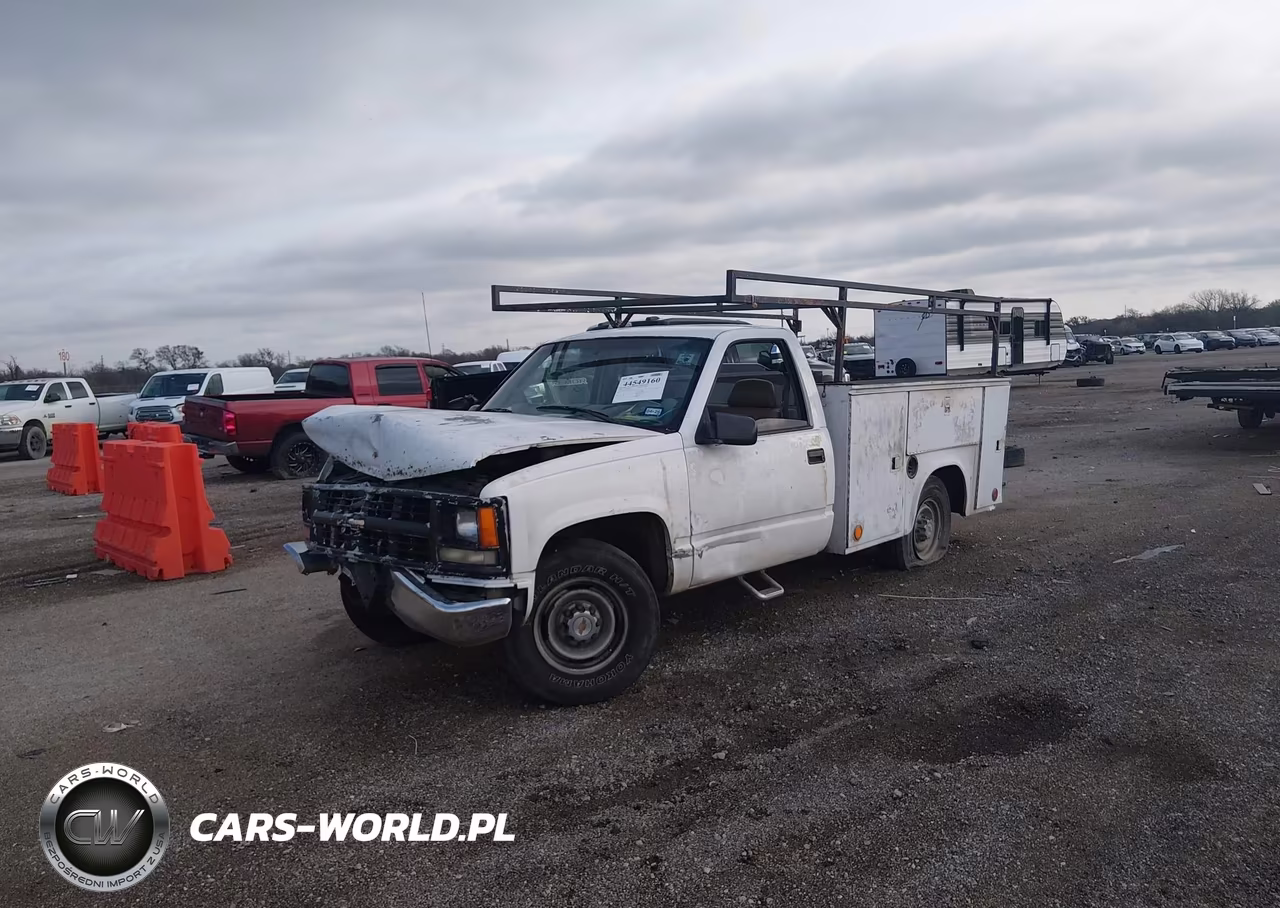 2000 Chevrolet C2500 Chassis VIN:1GBGC24R4YR228069 - 2
