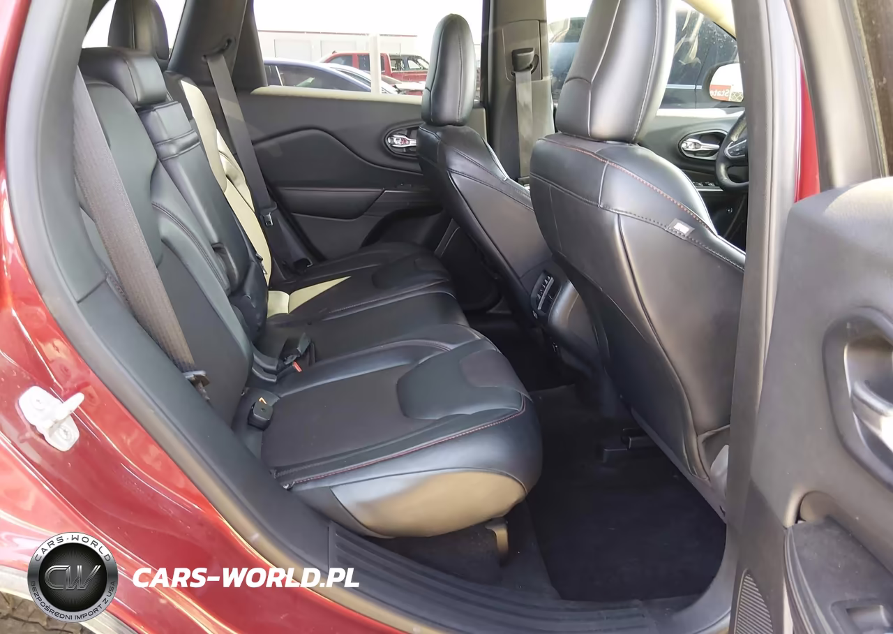 2014 Jeep Cherokee Trailhawk VIN:1C4PJMBS1EW179798 - 8