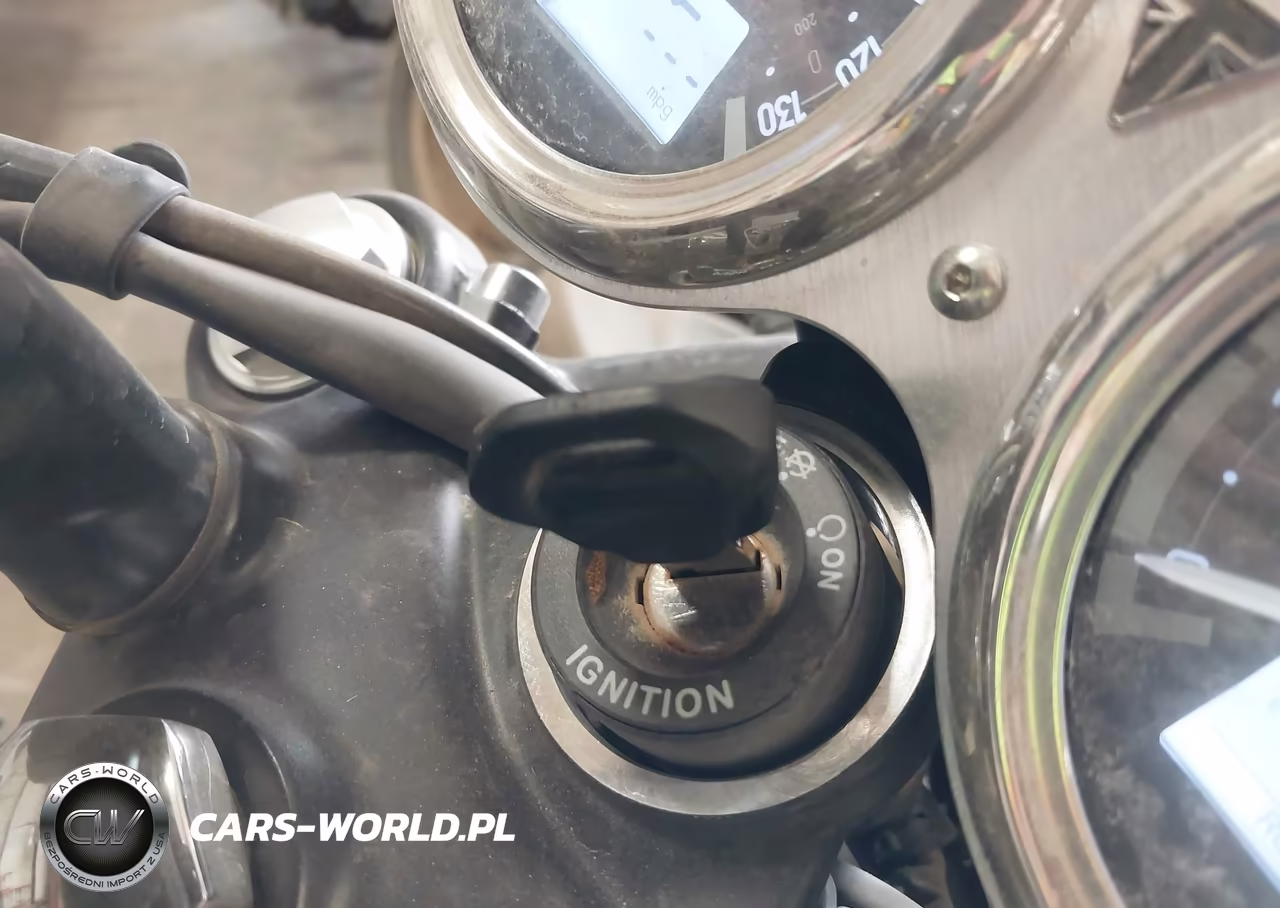 2024 Triumph Motorcycle Bonneville T120-Black VIN:SMTD40HL3RTBT3971 - 11