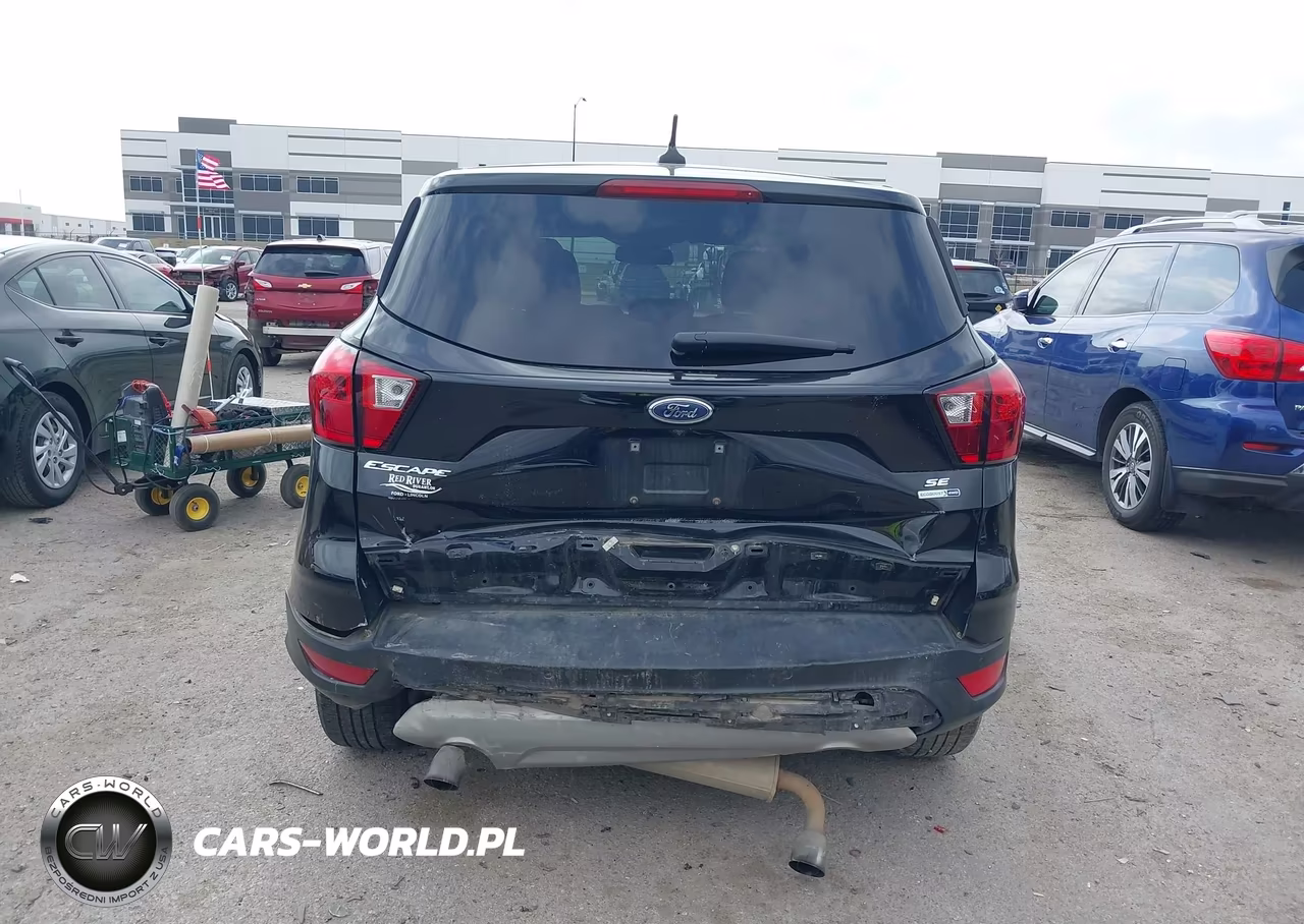 2019 Ford Escape Se VIN:1FMCU9GD4KUC38018 - 17