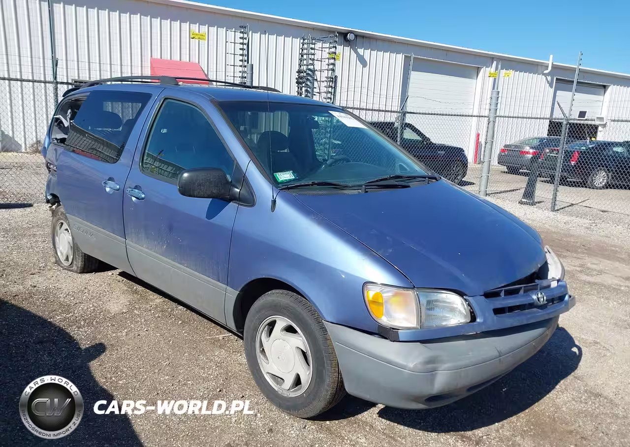 1998 Toyota Sienna Le