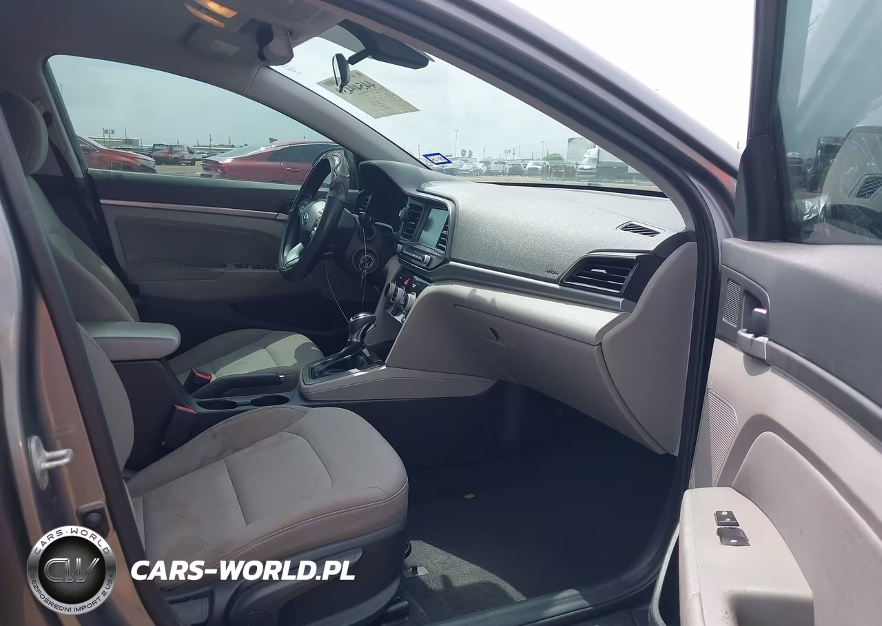2019 Hyundai Elantra Sel VIN:5NPD84LF5KH408016 - 5