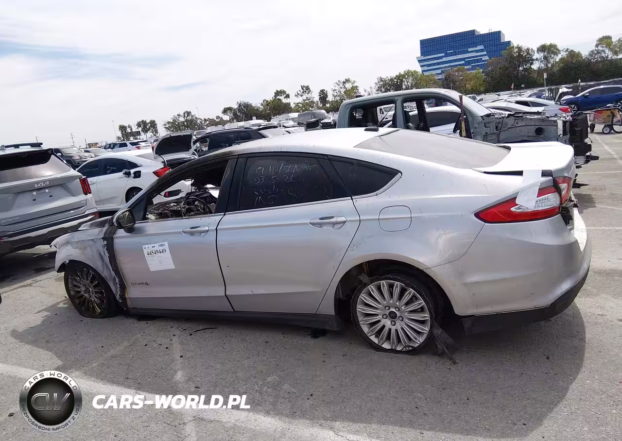 2016 Ford Fusion Hybrid S VIN:3FA6P0UU7GR218603 - 13