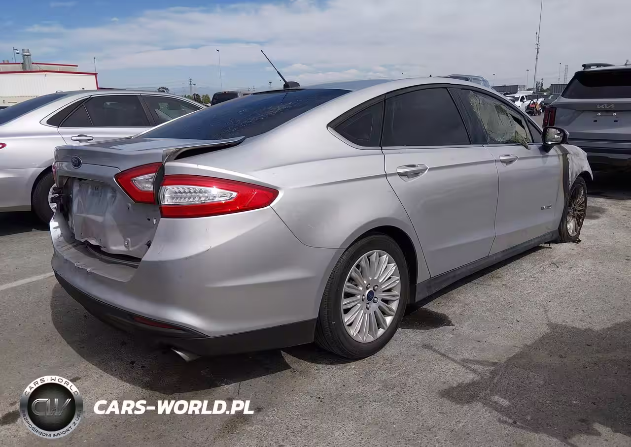 2016 Ford Fusion Hybrid S VIN:3FA6P0UU7GR218603 - 4