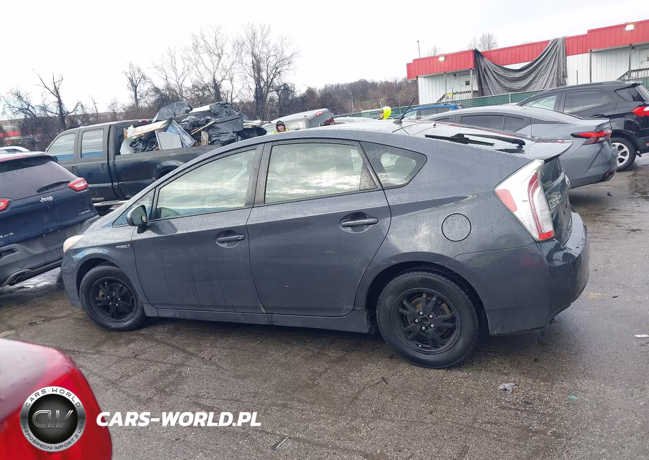 2012 Toyota Prius Two VIN:JTDKN3DU0C5458802 - 14
