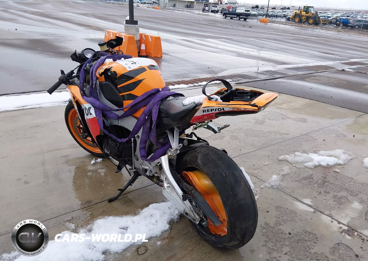 2011 Honda Cbr1000 Rr VIN:JH2SC59JXBK300197 - 3