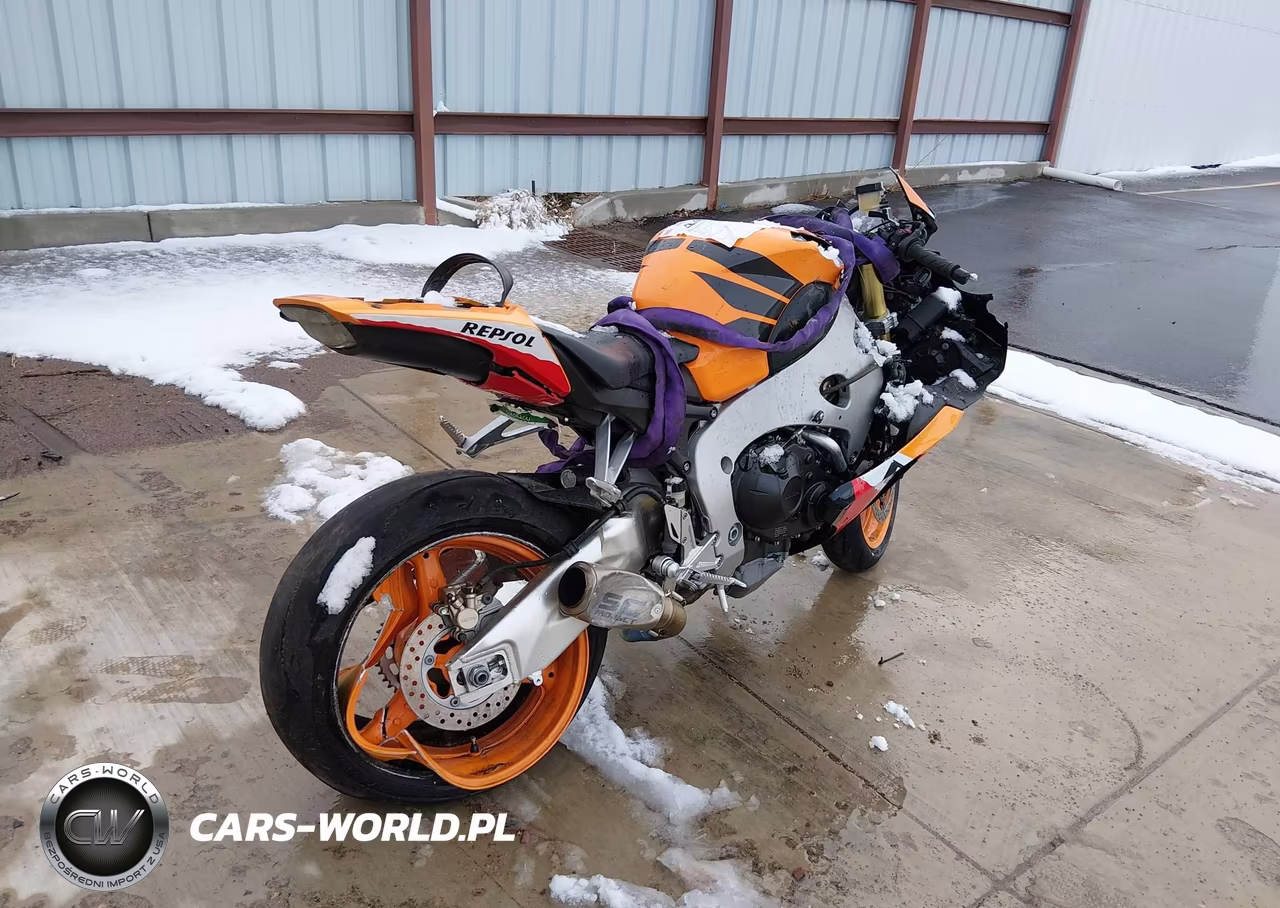 2011 Honda Cbr1000 Rr VIN:JH2SC59JXBK300197 - 4