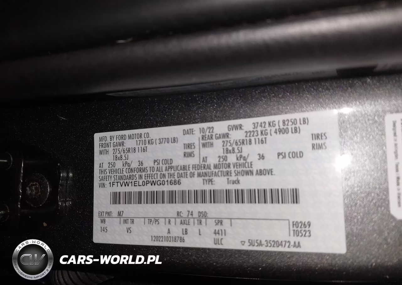 2023 Ford F-150 Lightning Pro VIN:1FTVW1EL0PWG01686 - 9