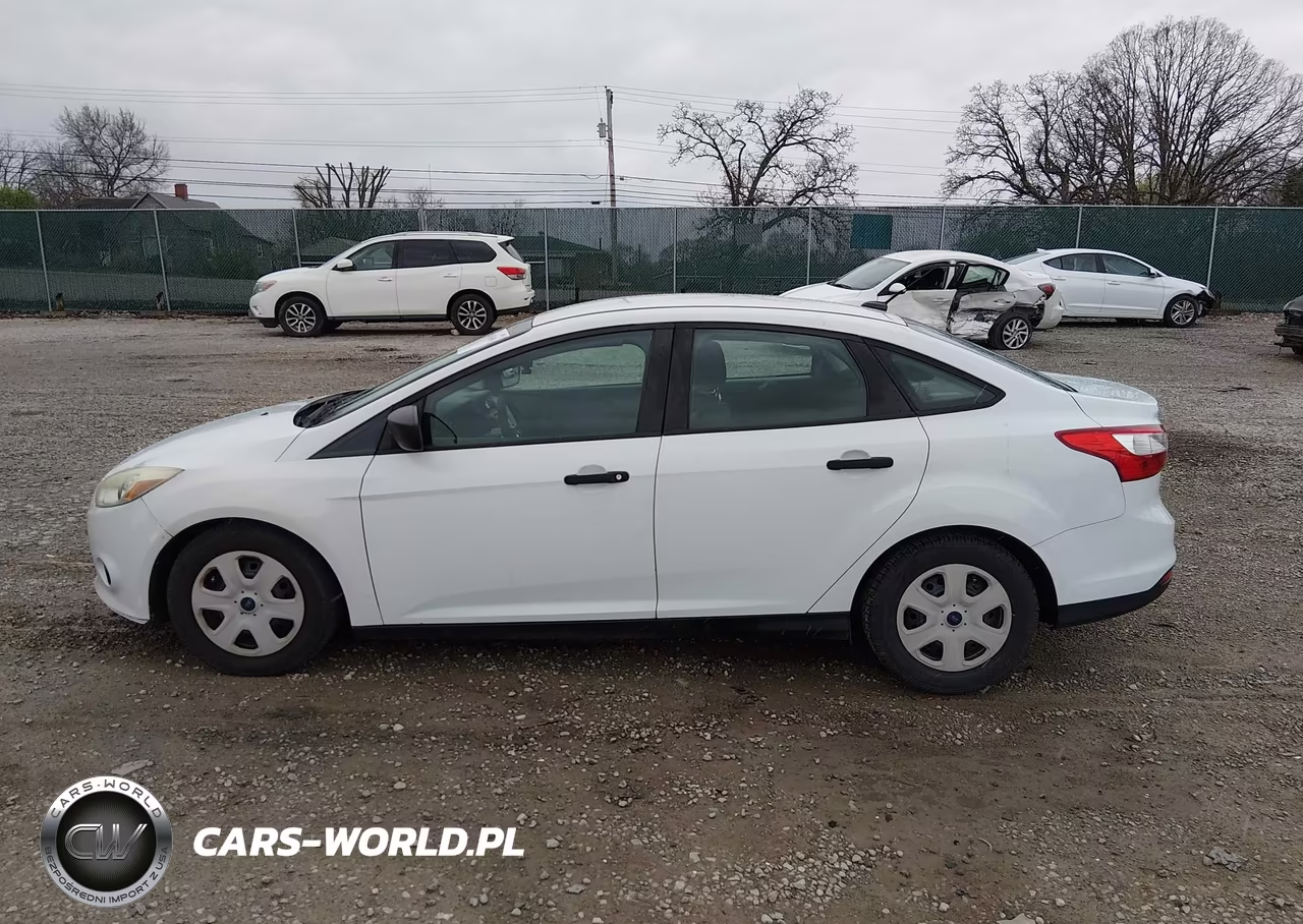 2014 Ford Focus S VIN:1FADP3E27EL295764 - 14