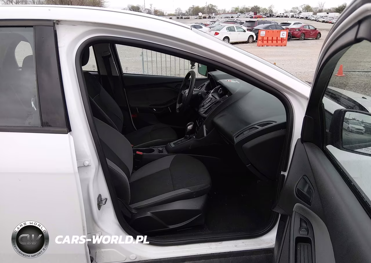 2014 Ford Focus S VIN:1FADP3E27EL295764 - 5