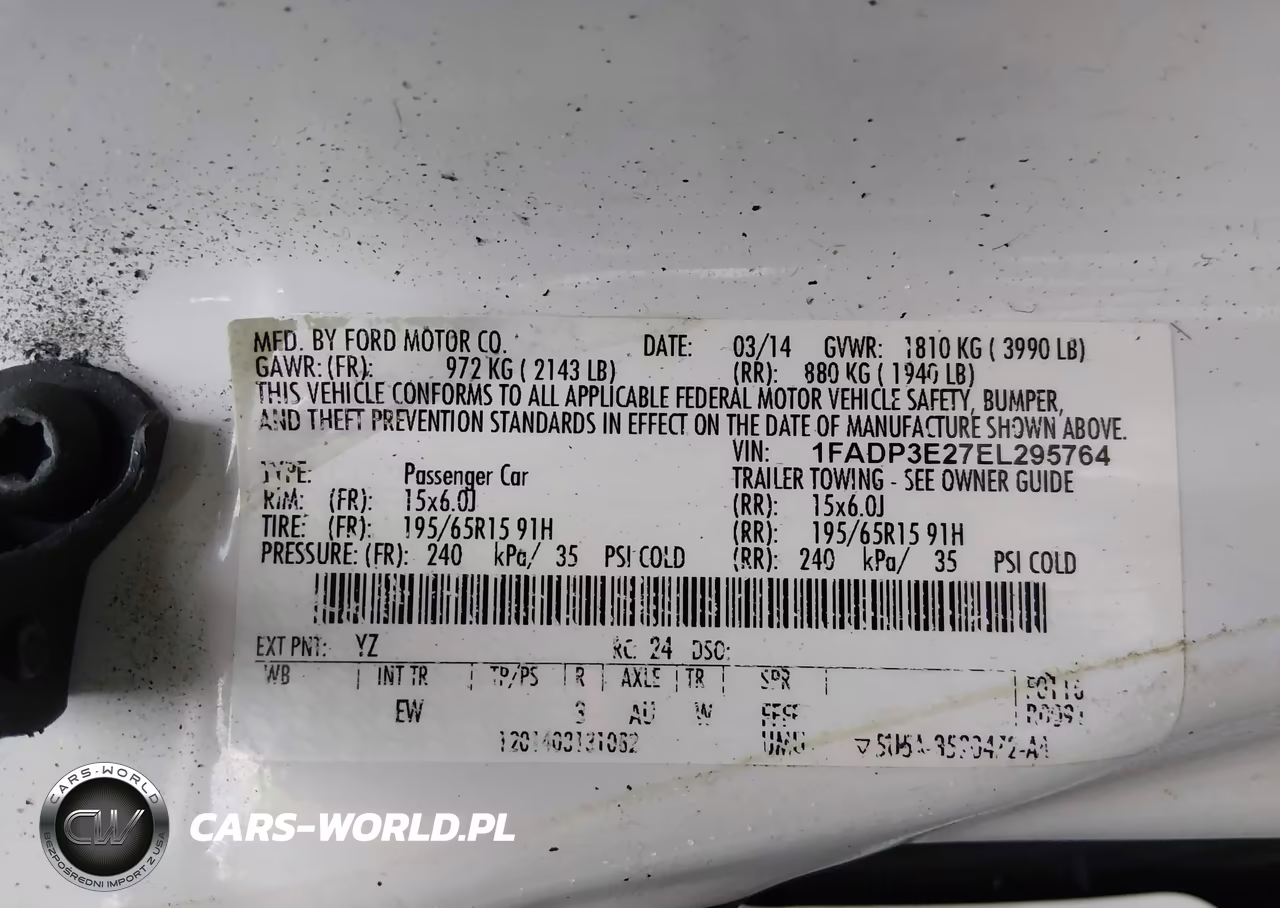 2014 Ford Focus S VIN:1FADP3E27EL295764 - 9