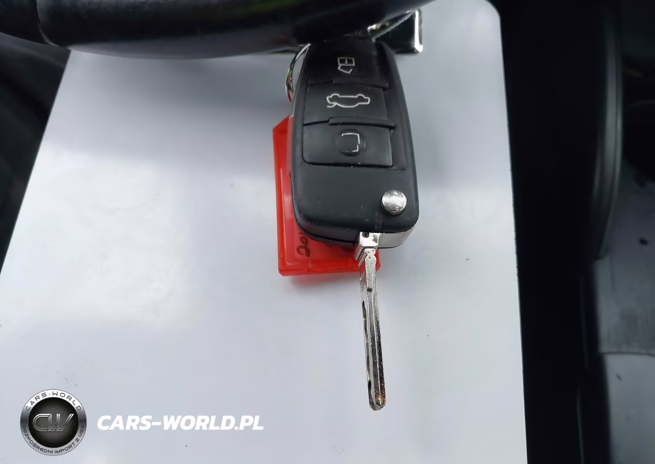 2015 Audi A3 2.0T Premium VIN:WAUBFGFFXF1069015 - 11