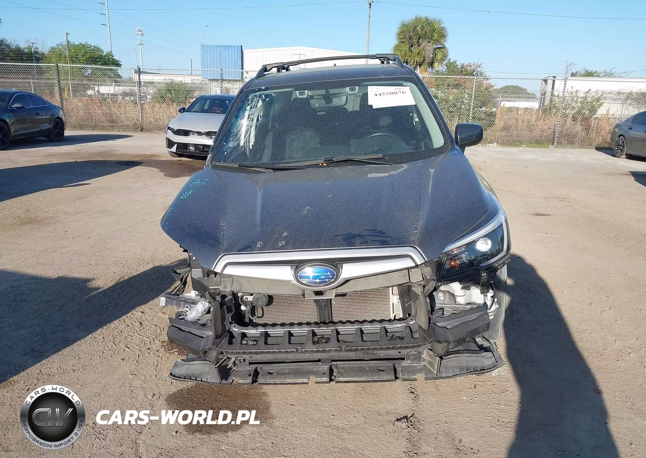 2021 Subaru Forester Premium VIN:JF2SKAJC7MH570815 - 6