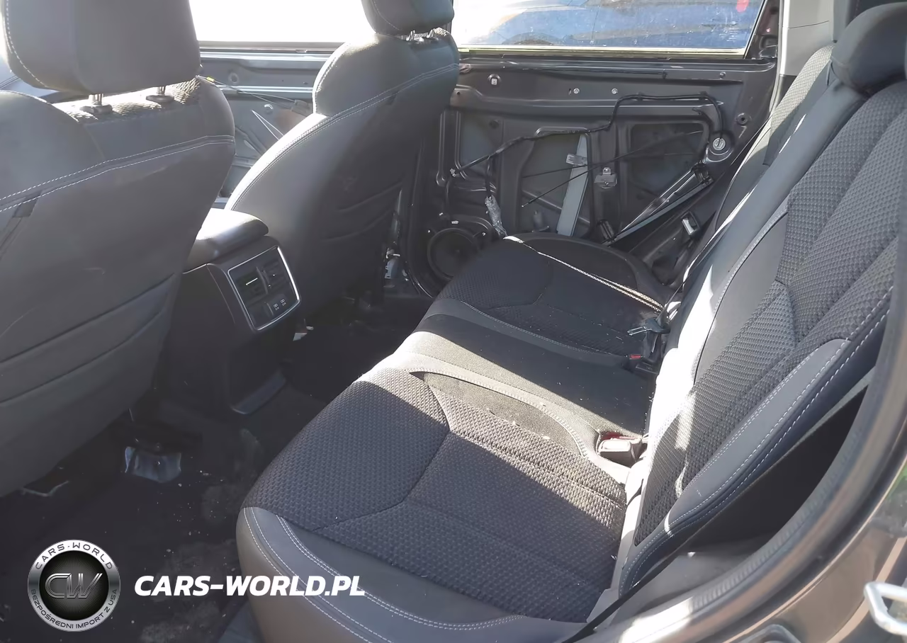 2021 Subaru Forester Premium VIN:JF2SKAJC7MH570815 - 8