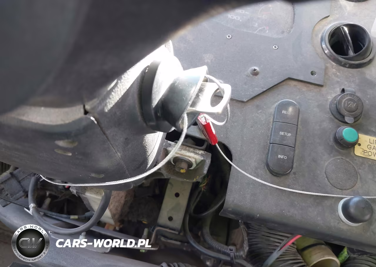 2015 Ford F-59 Commercial Stripped VIN:1F66F5KY4F0A04668 - 10