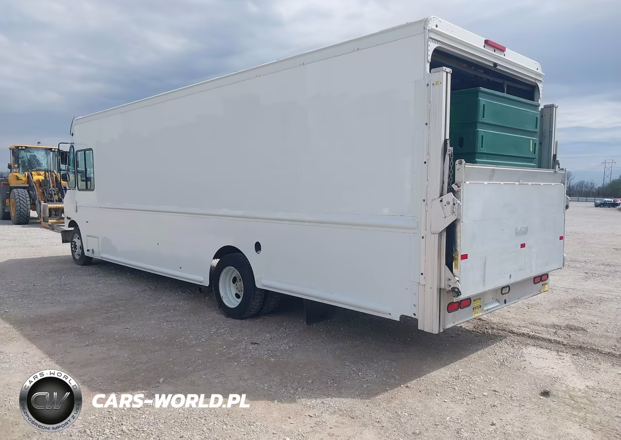 2015 Ford F-59 Commercial Stripped VIN:1F66F5KY4F0A04668 - 3