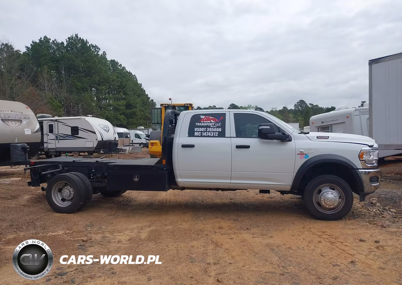 2024 Ram 5500 Chassis Tradesman-Slt-Laramie-Limited VIN:3C7WRNFL2RG172606 - 13