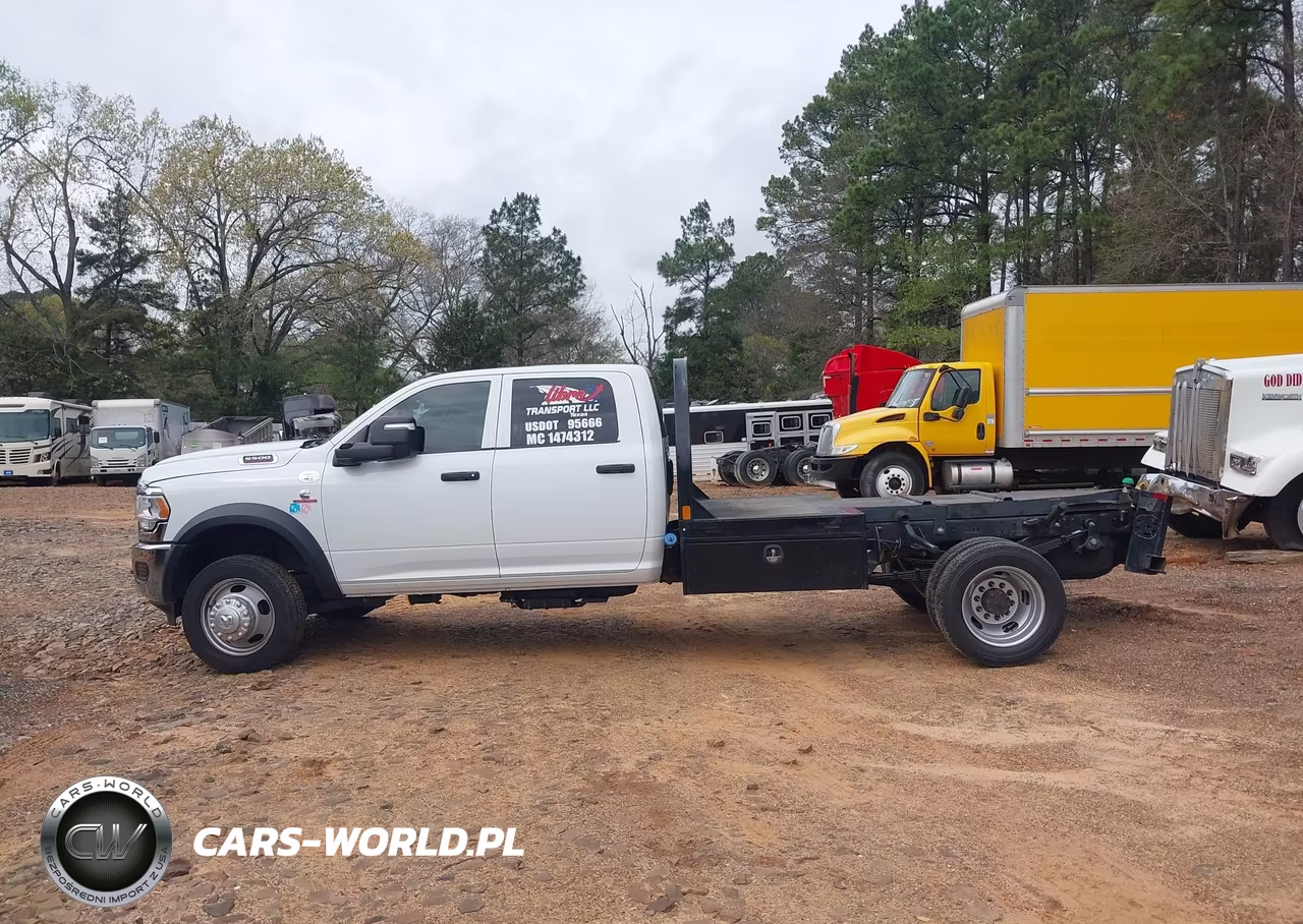2024 Ram 5500 Chassis Tradesman-Slt-Laramie-Limited VIN:3C7WRNFL2RG172606 - 14