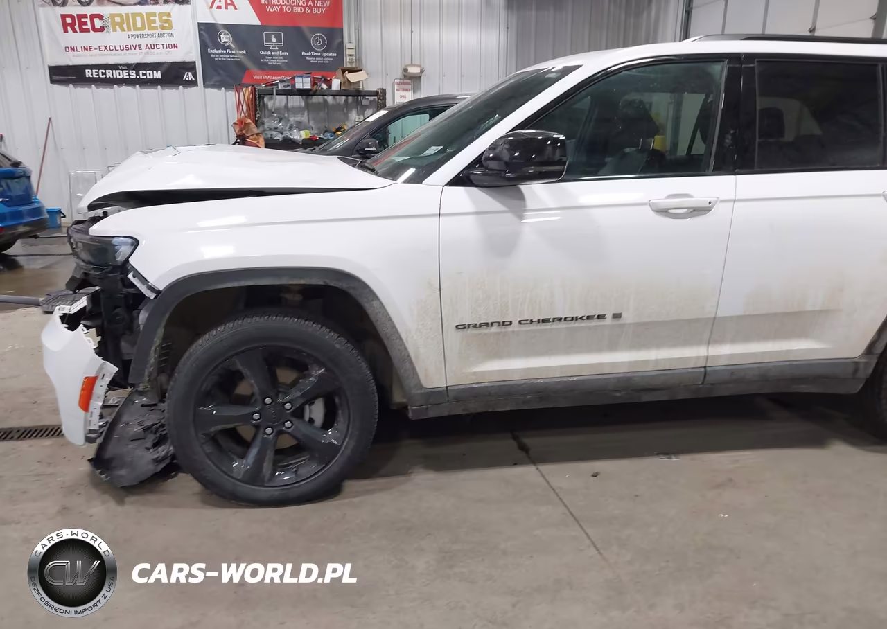 2024 Jeep Grand Cherokee Altitude X 4X4 VIN:1C4RJHAG6RC141925 - 15