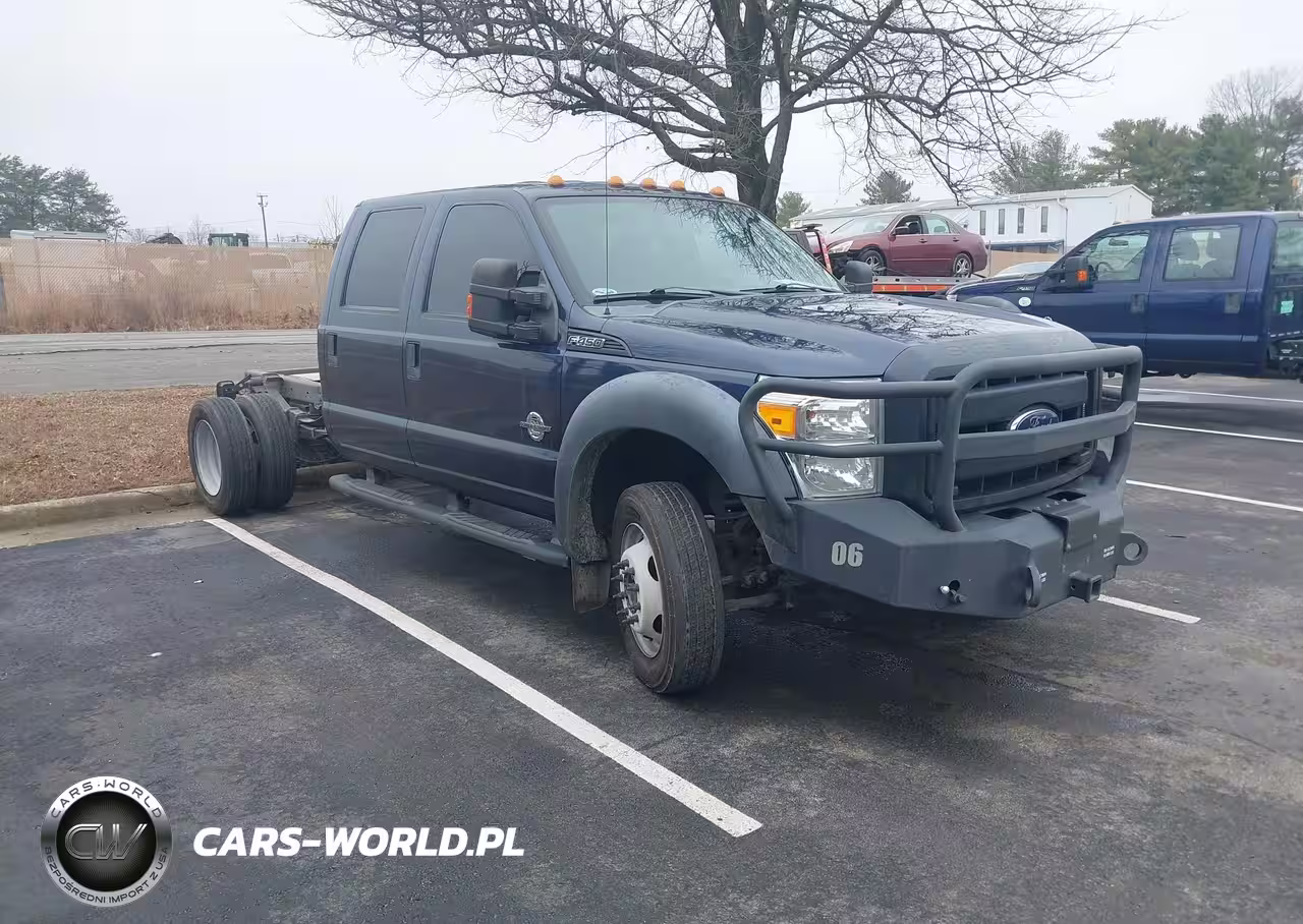 2015 Ford F-450 Chassis Xl