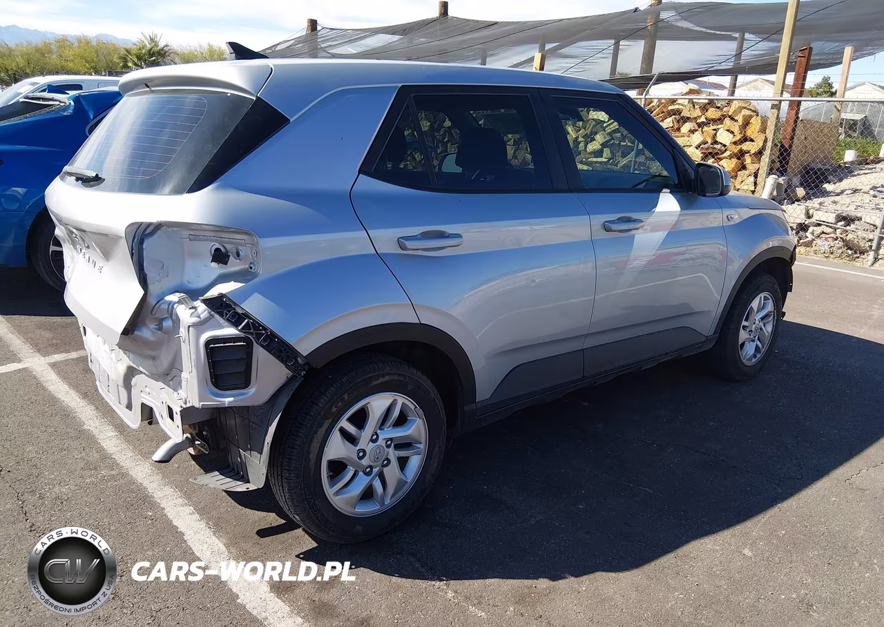 2021 Hyundai Venue Se VIN:KMHRB8A35MU129435 - 4