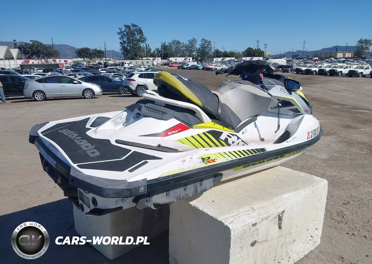 2017 Seadoo Seadoo VIN:00000YDV23655C717 - 4