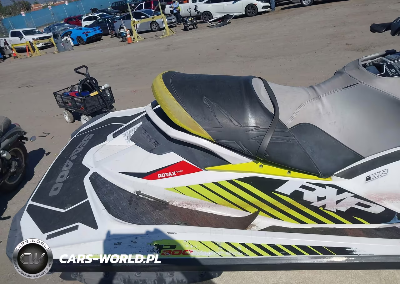 2017 Seadoo Seadoo VIN:00000YDV23655C717 - 8