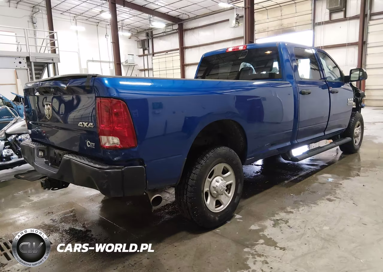 2017 Ram 3500 Tradesman 4X4 8' Box VIN:3C63R3GL4HG614908 - 4